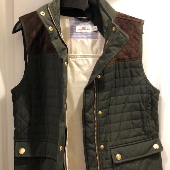Vineyard vines quilted hunting vest - Picture 6 of 8